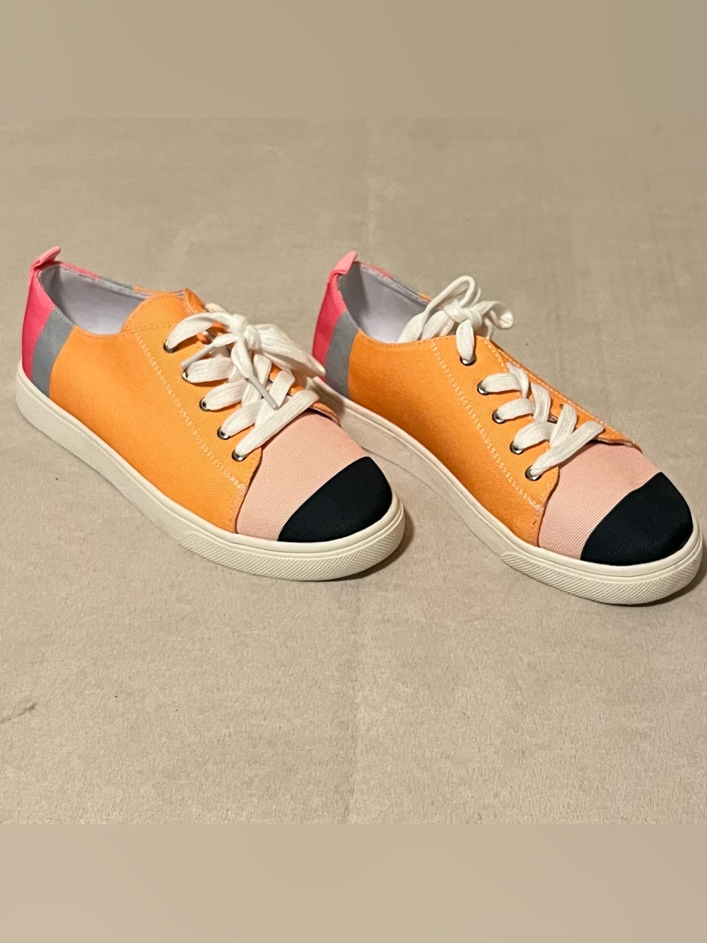 Girls Pencil Inspired Custom Sneakers | Little Girls Size 2 New - Picture 7 of 16
